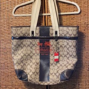 Authentic Coach brown logo tote like new